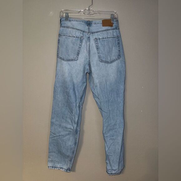 Aeropostale Light wash High rise Distressed Mom Jeans size 4 #719 - Picture 11 of 12